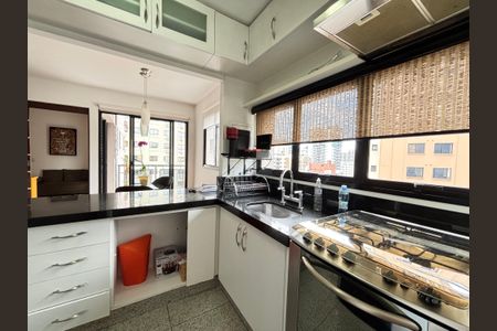 Apartamento para alugar com 81m², 2 quartos e 2 vagasCozinha