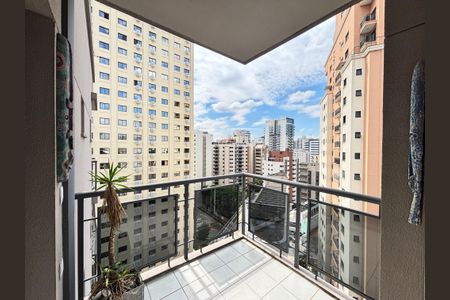 Apartamento para alugar com 81m², 2 quartos e 2 vagasVaranda