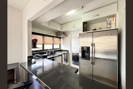 Apartamento para alugar com 81m², 2 quartos e 2 vagasCozinha