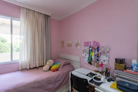 Apartamento à venda com 151m², 3 quartos e 2 vagasQuarto 2