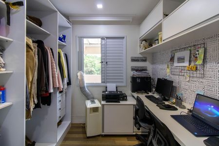 Apartamento à venda com 151m², 3 quartos e 2 vagasQuarto 3