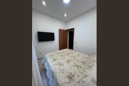 Casa de condomínio para alugar com 250m², 3 quartos e 4 vagas Casa de condomínio para alugar com 250m², 3 quartos e 4 vagasQuarto