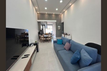 Sala de casa de condomínio para alugar com 3 quartos, 250m² em CAJURU, Sorocaba