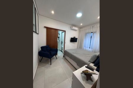 Casa de condomínio para alugar com 250m², 3 quartos e 4 vagas Casa de condomínio para alugar com 250m², 3 quartos e 4 vagasQuarto