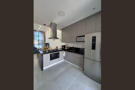 Casa de condomínio para alugar com 250m², 3 quartos e 4 vagas Casa de condomínio para alugar com 250m², 3 quartos e 4 vagasCozinha