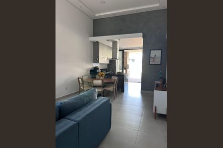 Sala de casa de condomínio para alugar com 3 quartos, 250m² em CAJURU, Sorocaba