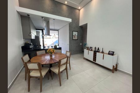 Casa de condomínio para alugar com 250m², 3 quartos e 4 vagas Casa de condomínio para alugar com 250m², 3 quartos e 4 vagasCozinha