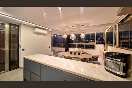 Apartamento à venda com 140m², 3 quartos e 2 vagas Apartamento à venda com 140m², 3 quartos e 2 vagasSala/Cozinha