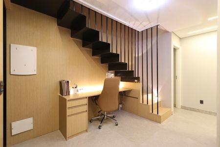 Apartamento à venda com 140m², 3 quartos e 2 vagasEscritório