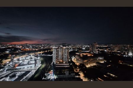 Apartamento à venda com 140m², 3 quartos e 2 vagas Apartamento à venda com 140m², 3 quartos e 2 vagasVista