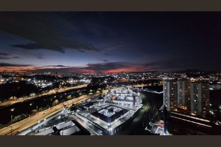 Apartamento à venda com 140m², 3 quartos e 2 vagas Apartamento à venda com 140m², 3 quartos e 2 vagasVista