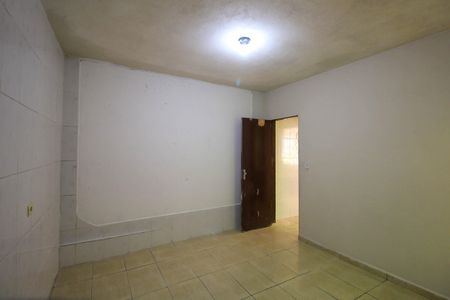 Quarto de casa para alugar com 1 quarto, 50m² em Jardim Três Marias, São Paulo