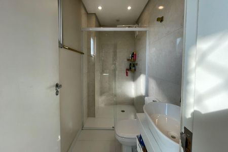 Apartamento à venda com 152m², 2 quartos e 2 vagasBanheiro 