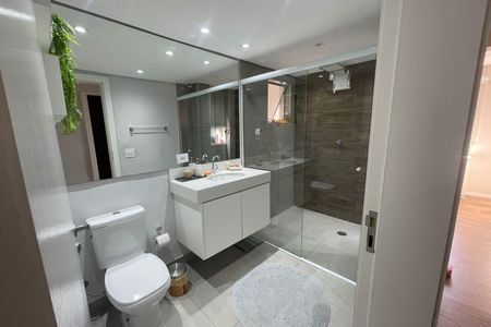 Apartamento à venda com 152m², 2 quartos e 2 vagasBanheiro 