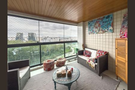 Foto 08 de apartamento para alugar com 4 quartos, 160m² em Jardim Morumbi, São Paulo