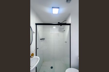 Banheiro de kitnet/studio para alugar com 1 quarto, 17m² em Mooca, São Paulo