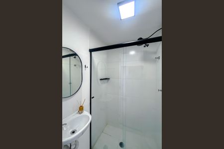 Banheiro de kitnet/studio para alugar com 1 quarto, 17m² em Mooca, São Paulo