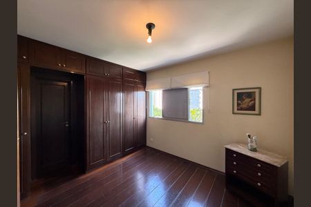 Apartamento à venda com 156m², 4 quartos e 3 vagasFoto 14
