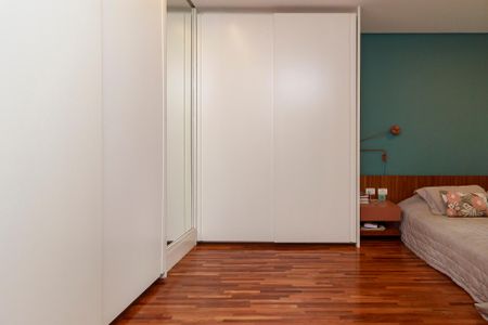 Apartamento à venda com 80m², 2 quartos e 1 vagaSuíte - Closet