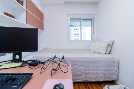 Apartamento à venda com 80m², 2 quartos e 1 vagaQuarto 2