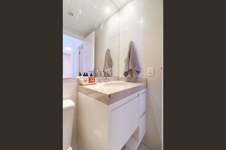 Apartamento à venda com 80m², 2 quartos e 1 vagaBanheiro 2