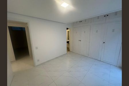 Apartamento à venda com 128m², 3 quartos e 1 vagaFoto 11