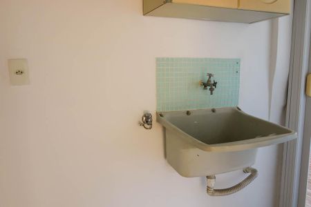 Apartamento à venda com 30m², 1 quarto e sem vagaÁrea de Serviço 2º Pavimento