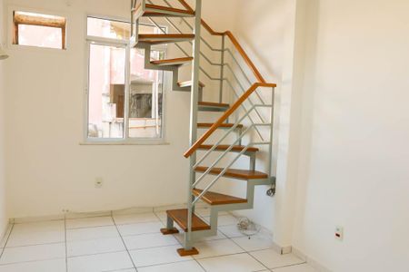 Sala 1º Pavimento de apartamento à venda com 1 quarto, 30m² em Bonsucesso, Rio de Janeiro