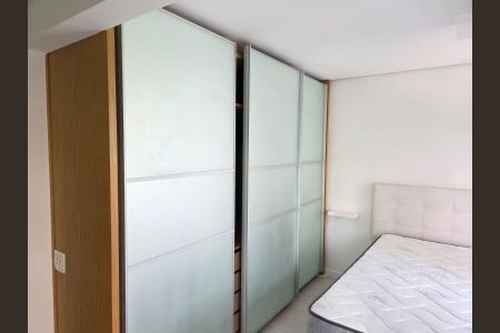Apartamento para alugar com 37m², 1 quarto e 1 vagaSala/Quarto