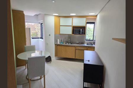 Apartamento para alugar com 37m², 1 quarto e 1 vagaSala/Quarto