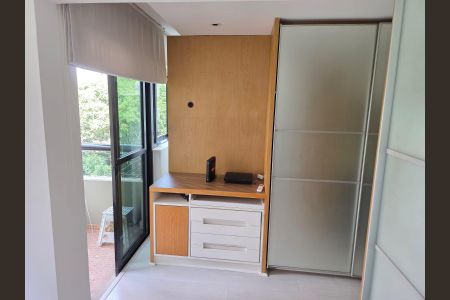 Apartamento para alugar com 37m², 1 quarto e 1 vagaSala/Quarto
