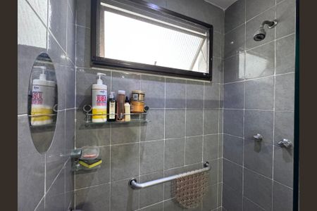 Apartamento à venda com 186m², 4 quartos e 2 vagasBanheiro Social