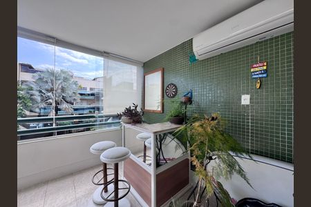 Varanda de apartamento para alugar com 4 quartos, 186m² em Recreio dos Bandeirantes, Rio de Janeiro