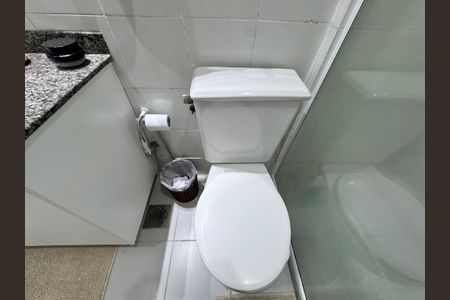 Apartamento à venda com 186m², 4 quartos e 2 vagasSuíte 1 - Banheiro