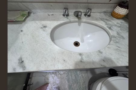 Apartamento à venda com 186m², 4 quartos e 2 vagasLavabo