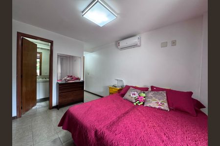 Apartamento à venda com 186m², 4 quartos e 2 vagasSuíte 2