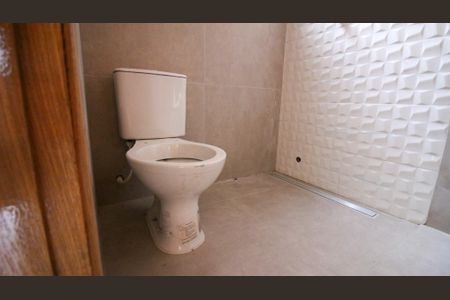 Casa à venda com 125m², 3 quartos e 2 vagasBanheiro social