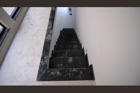 Casa à venda com 125m², 3 quartos e 2 vagasCorredor