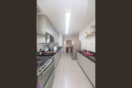 Apartamento à venda com 280m², 4 quartos e 3 vagasCozinha