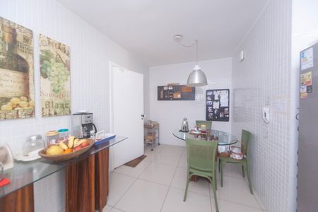 Apartamento à venda com 280m², 4 quartos e 3 vagasCozinha