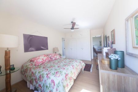 Apartamento à venda com 280m², 4 quartos e 3 vagassuite 1