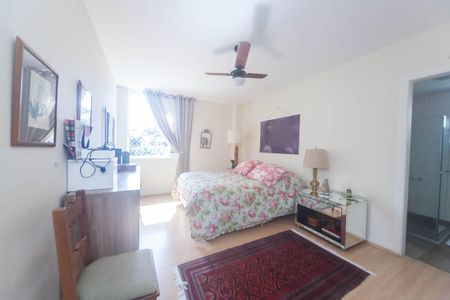 Apartamento à venda com 280m², 4 quartos e 3 vagassuite 1