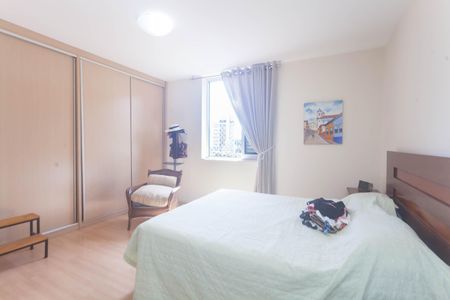 Apartamento à venda com 280m², 4 quartos e 3 vagassuite 2