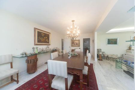 Apartamento à venda com 280m², 4 quartos e 3 vagasSala de Jantar