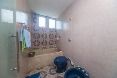 Apartamento à venda com 280m², 4 quartos e 3 vagasBanheiro Social