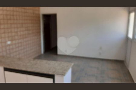 Casa à venda com 3 quartos, 250m² em Jardim Guairaca, São Paulo