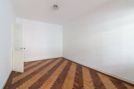 Sala de casa para alugar com 3 quartos, 220m² em Jardim Maria Luiza, São Paulo