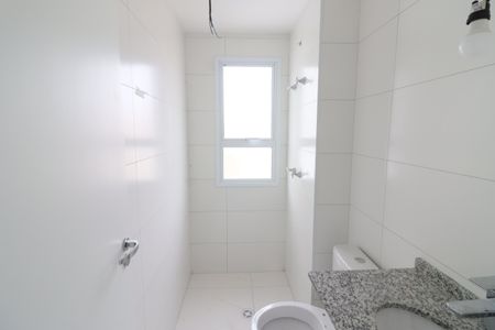 Apartamento à venda com 87m², 2 quartos e 2 vagasBanheiro da Suíte 1