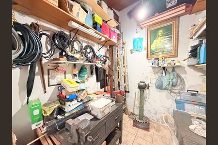 Casa à venda com 237m², 3 quartos e 4 vagasOficina 2