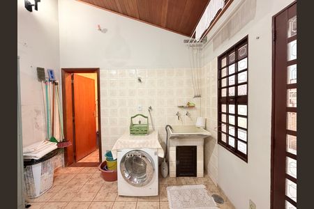 Casa à venda com 237m², 3 quartos e 4 vagasÁrea de Serviço